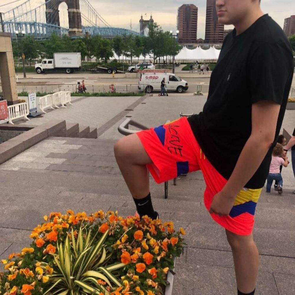 Meet your Posher, Elijah